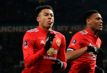 Chuyển nhượng tối 23/9: MU dành sự bất ngờ cho Jesse Lingard