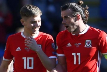 Chuyển nhượng ngày 4/11: MU đại chiến Liverpool vì 'viên ngọc' Championship