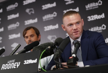 Huyền thoại Wayne Rooney bất ngờ lên chức HLV 