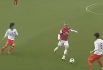 VIDEO: Tuấn Anh, Xuân Trường đá tiki-taka như Barca trước U19 Arsenal