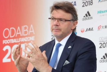 HLV Troussier lên tiếng về 'ghế nóng' GĐKT của VFF