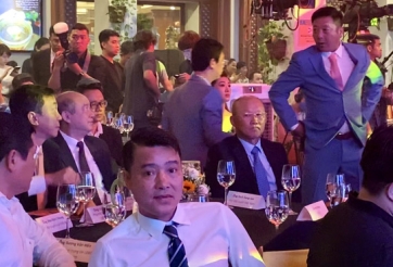 Tiết lộ lý do HLV Lê Huỳnh Đức không bắt tay HLV Park ở Gala QBV