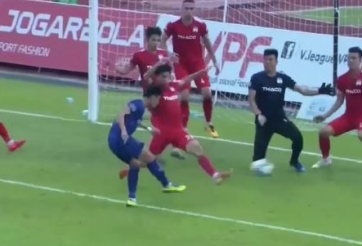 VIDEO: Tấn Tài sút tung lưới HAGL gỡ hòa cho Bình Dương