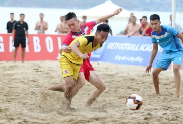 Gia Việt 1 lên ngôi vô địch giải bóng đá bãi biển tứ hùng Thuận An 2020