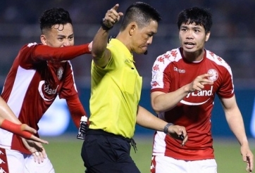 Luật FIFA 'nói' gì về trường hợp trọng tài từ chối penalty của TP HCM?