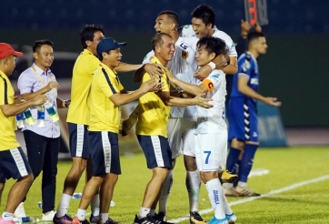 Trợ lý HLV đến bệnh viện Đà Nẵng khiến đội Quảng Nam phải cách ly