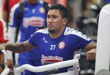 Bộ đôi tuyển thủ Costa Rica ra mắt đồng đội tại TP HCM