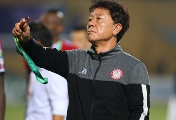 HLV Chung Hae Seong mạnh tay 'phế' băng đội trưởng cũ của TP HCM