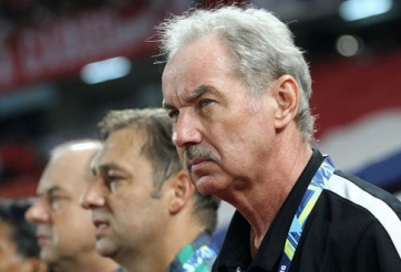 Quyết định khó khăn nhất của HLV Riedl khi dẫn dắt ĐT Việt Nam