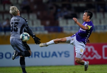 BLV Quang Tùng: 'Bùi Tiến Dũng thiếu trang bị kỹ năng bắt bóng'