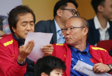 HLV Park tuyển quân cho ĐTQG ở trận 'siêu kinh điển BĐVN' 