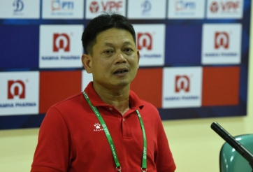 HLV Nam Định: 'Sẽ có tác động bên ngoài vào trận đấu với SLNA'