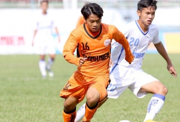 'Tiểu Công Phượng' tái xuất sau 1 năm vắng bóng