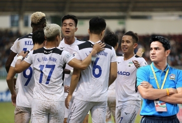 Bầu Đức: 'Có Kiatisak, các đội thắng được HAGL còn sướng gấp bội'