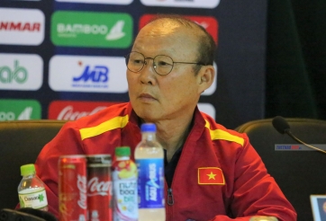 HLV Park: 'Tôi tìm đỏ mắt nhưng không ra được tiền đạo mới nào'