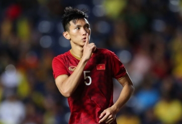 Văn Hậu và những giá trị qua hành trình đầy sóng gió của năm 2020