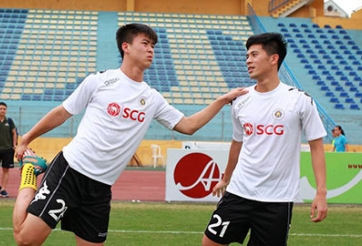 VIDEO: Duy Mạnh và Đình Trọng trở lại, tác động lớn lên hàng thủ Hà Nội