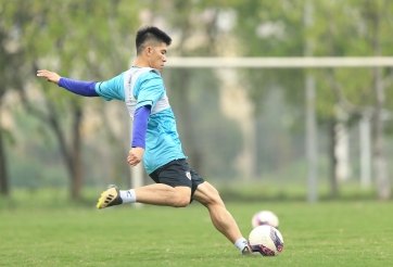 VIDEO: Sút không trượt phát nào, dàn sao Hà Nội sẵn sàng chiến Hải Phòng