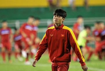 HLV Polking gạch tên 'cựu thần đồng HAGL' khỏi danh sách thi đấu