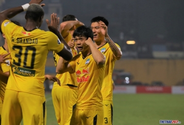 BLV Quang Huy: Công Phượng như hổ xổ lồng khi vào sân từ ghế dự bị