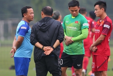 HLV Park Hang-seo chia tay thêm một cầu thủ vì chấn thương