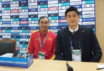 HLV Mai Đức Chung: 'Thua Hàn Quốc 3 bàn là đạt yêu cầu'