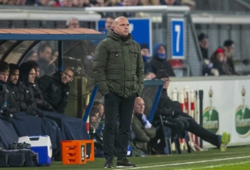 Ký giả Hà Lan dần mất niềm vào thầy của Văn Hậu