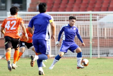 Cầu thủ Hà Nội FC và CLB TP.HCM phải đeo khẩu trang đá Siêu cúp?