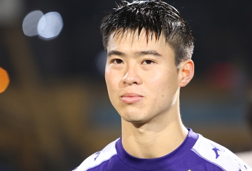 VIDEO: Tình huống khiến Duy Mạnh sớm rời sân trong trận Siêu cúp