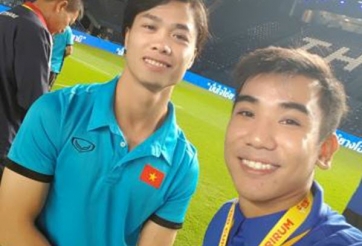 VIDEO: Bác sĩ ĐTVN điển trai tâng giấy không thua kém Công Phượng