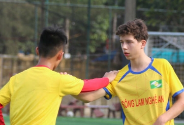 Tài năng trẻ mang hai dòng máu Việt-Séc gây ấn tượng mạnh tại SLNA