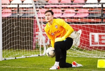 VIDEO: Đặng Văn Lâm quay trở lại sân tập hồi phục chấn thương mắt cá