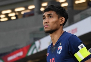 Teerasil Dangda khó vượt mặt Công Vinh trong ngôi đền huyền thoại AFF