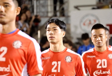 Công Phượng và đồng đội tại CLB TP.HCM chưa biết bao giờ hội quân