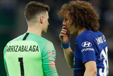 David Luiz phá vỡ sự im lặng sau vụ Kepa phản đối Sarri 