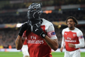 VIDEO: Những màn ăn mừng siêu độc của Aubameyang