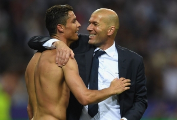 Zidane lên tiếng về cú hat-trick 'thần thánh' của Ronaldo
