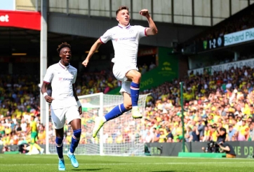 Thắng nghẹt thở Norwich, Chelsea có 3 điểm đầu tiên