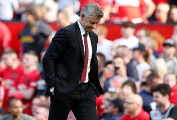 CĐV MU đòi sa thải HLV Solskjaer sau trận thua 'lịch sử'