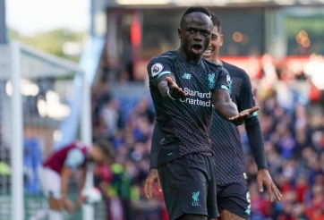 Đánh bại Burnley, Liverpool trở lại ngôi đầu bảng