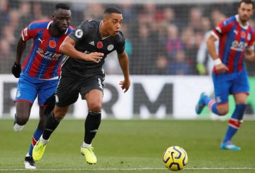 Vardy lập công, Leicester trở lại top 3 Ngoại hạng Anh