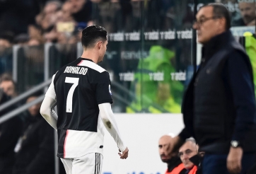 Tiết lộ: Ronaldo đã chửi thề khi bị thay người sớm