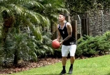 VIDEO: James Rodriguez trình diễn kĩ năng ném rổ như sao NBA