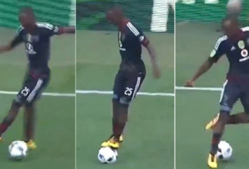 VIDEO: Cầu thủ 'vui tính' nhất thế giới, đang 'biểu diễn' thì nằm nghỉ