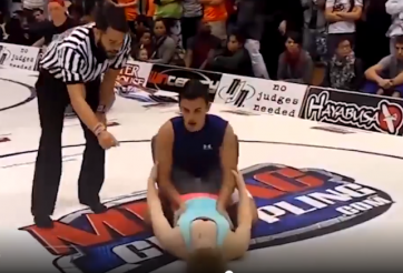 VIDEO: Trận đấu võ nhạy cảm nhất thế giới, mỹ nữ đọ sức đàn ông