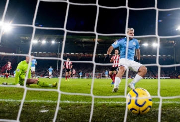 Aguero cứu vớt hy vọng vô địch cho Man City