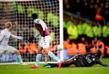 Aston Villa giành vé vào chung kết Cúp Liên đoàn