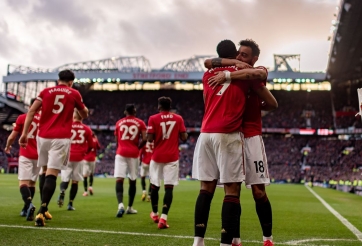 MU nhấn chìm Man City tại 'Nhà hát những giấc mơ'