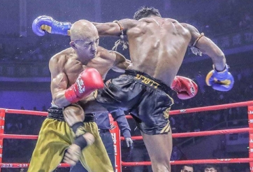 'Đệ nhất Thiếu Lâm' hạ cao thủ MMA bằng chiêu 'giơ mặt cho đối thủ đấm'