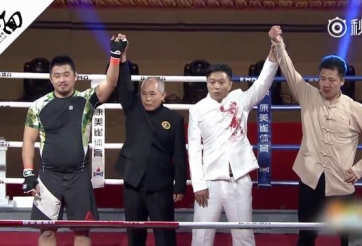 'Đệ tử 3 đời của Diệp Vấn' ăn mừng dù thua túi bụi Từ Hiểu Đông